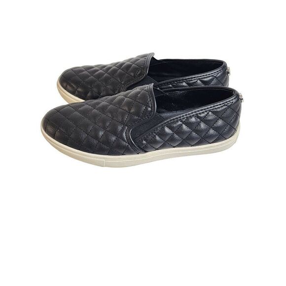 Steve Madden Women's Quilted Slip on Black Loafers Size 8M - Picture 4 of 7